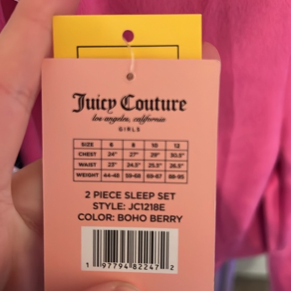 Juicy Couture Girls BNWT Hot Pink Pajamas 2 Pieces Short Sleeve Long Pants - Picture 10 of 10